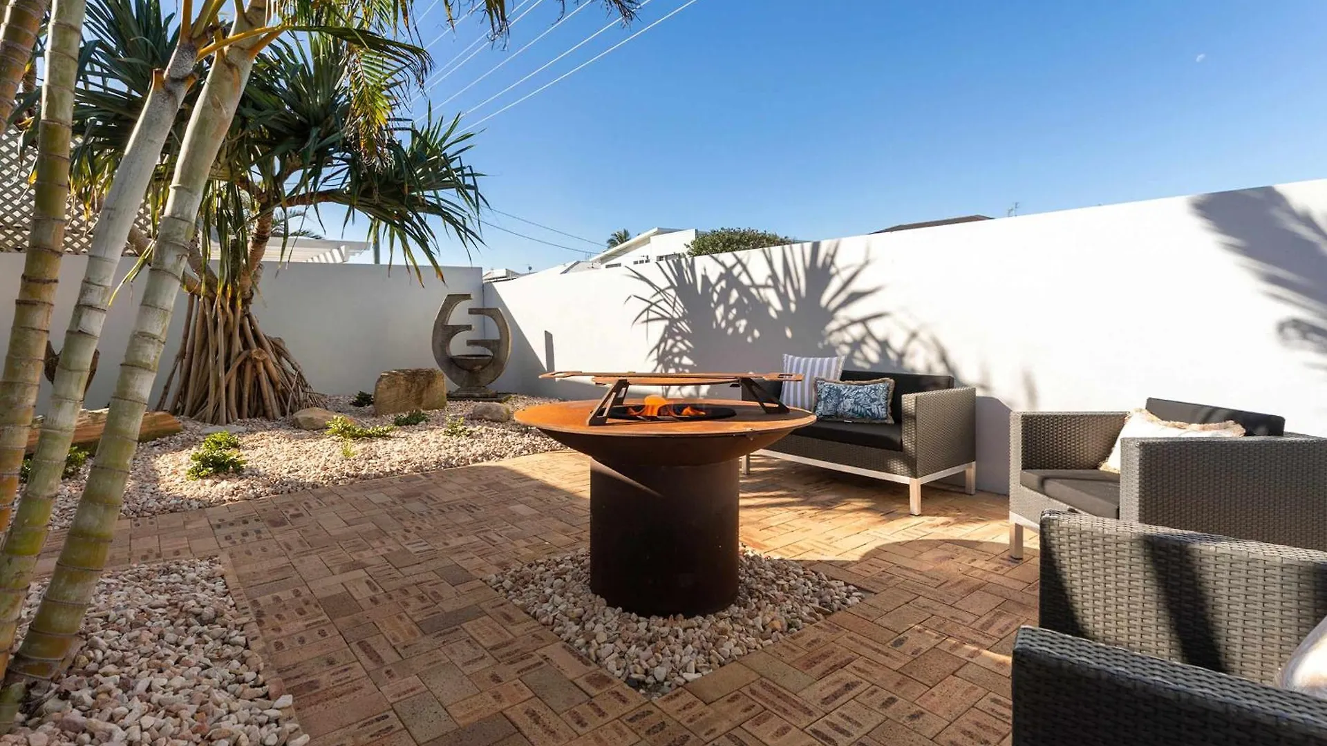 The Oceanic Villa Buddina 0*,  Australien